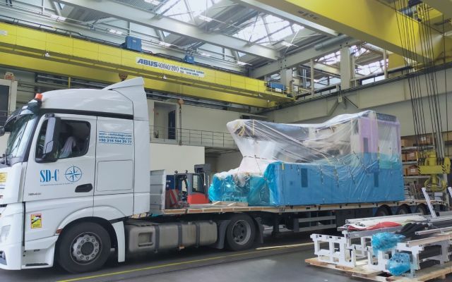 Injection Machine Transport