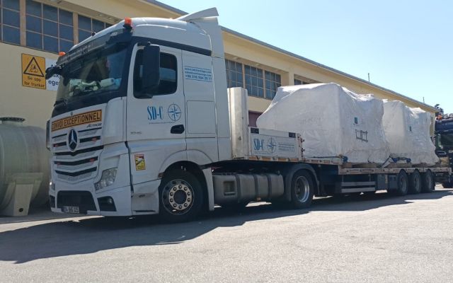 Vacuum Pump Transport